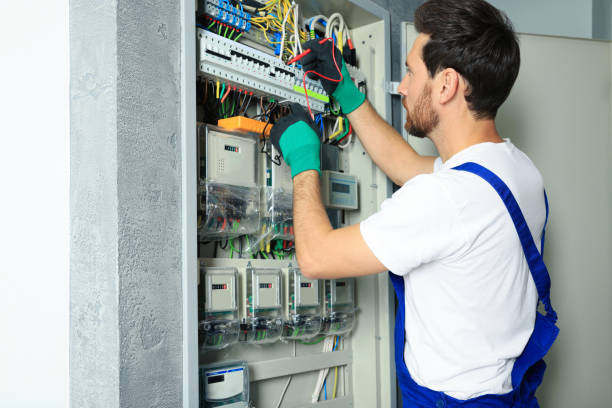 Best Affordable Emergency Electrician  in Frederickson, WA